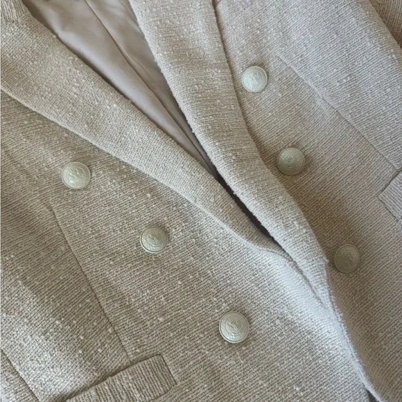 L'AGENCE Brooke Double Breasted Crop Blazer in Ecru - Picture 4 of 6